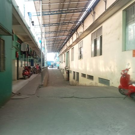 Хостел Cu Xa Hung Loi Xom Ben San Экстерьер фото